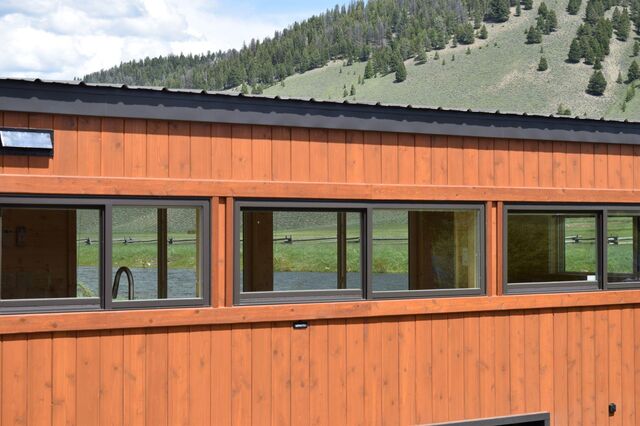 Image 5 for Riverside Kitchen Cabin (Queen Bed)