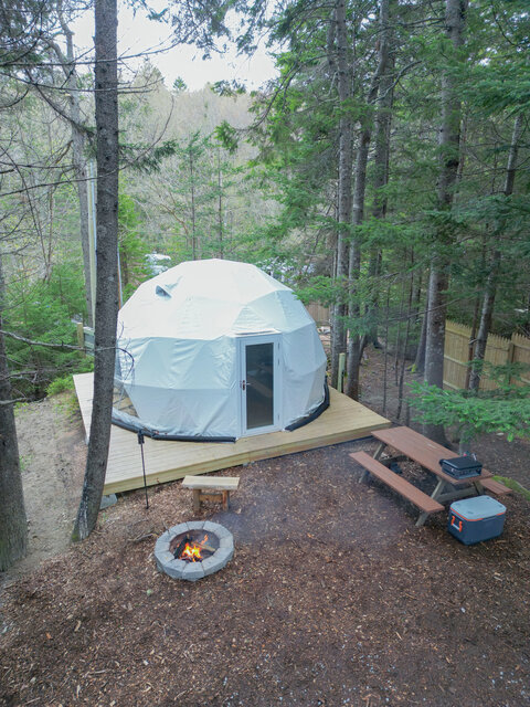Image 2 for Seal Cove (Geodome, King Bed)