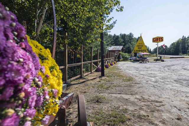 Image 23 for 1) Forest View Back-in RV | Hydro & Water