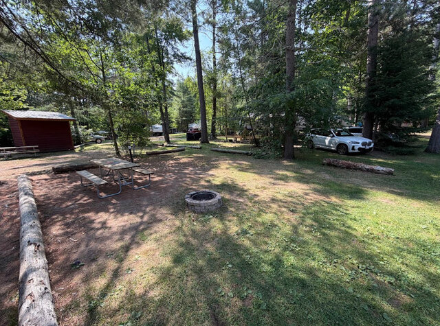 Image 2 for 17) Forest View Back-in | RV Hydro & Water