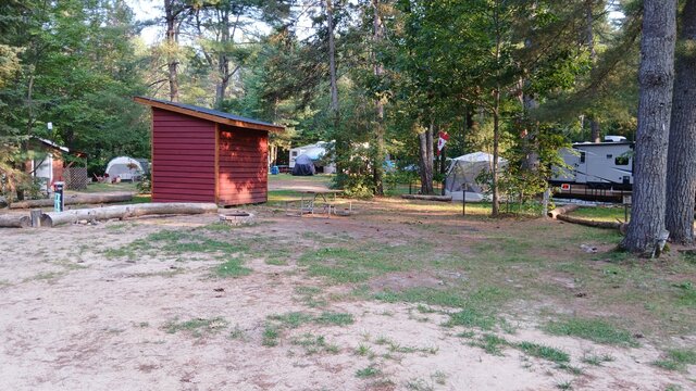 Image 1 for 15) Forest View Back-in | RV Hydro & Water