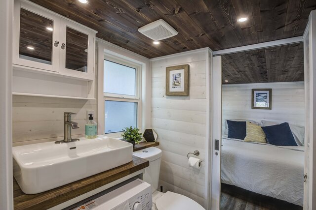 Image 9 for Beach Front Tiny Cottage