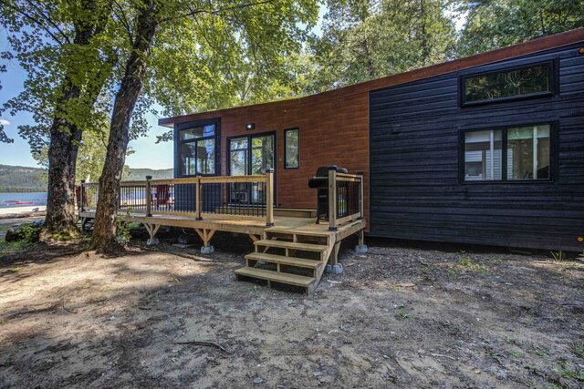 Image 3 for Beach Front Tiny Cottage