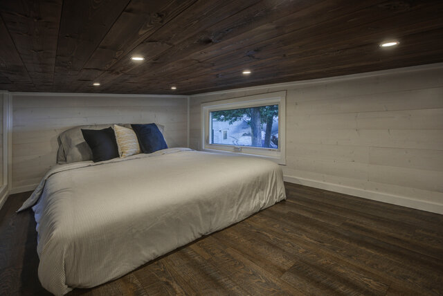 Image 6 for Lucier Beach Front  Tiny Cottage