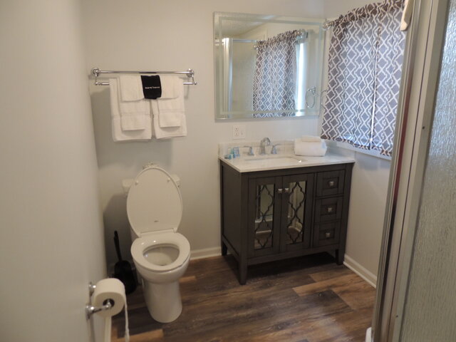 Image 2 for The Turtle Creek Cottage