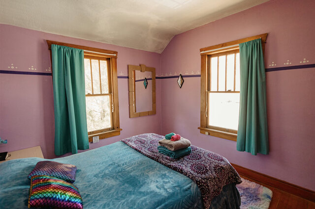 Image 2 for Crystal Room