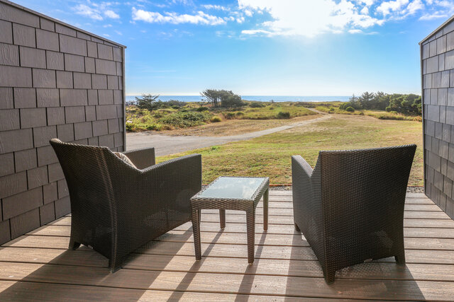 Image 2 for Ocean Front Bungalows