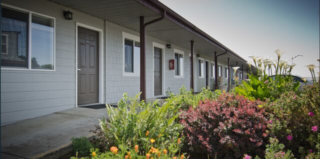 Image 9 for Economy 2 Queen