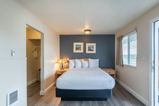 Image 7 for Economy 2 Queen