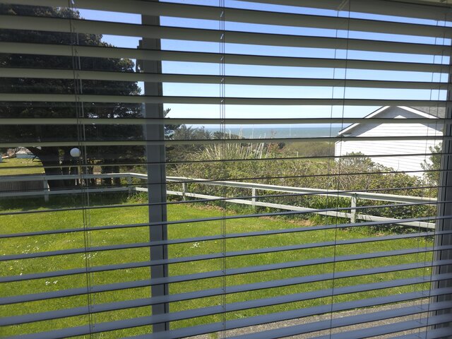 Image 3 for Economy Ocean View King