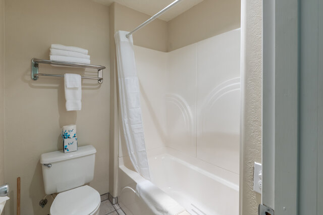 Image 5 for Economy 2 Queen