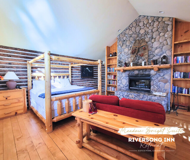 Image 16 for Meadow Bright (Private Outdoor Hot Tub)