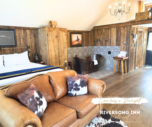 Image 1 for Cowboy’s Delight (Private Outdoor Hot Tub)