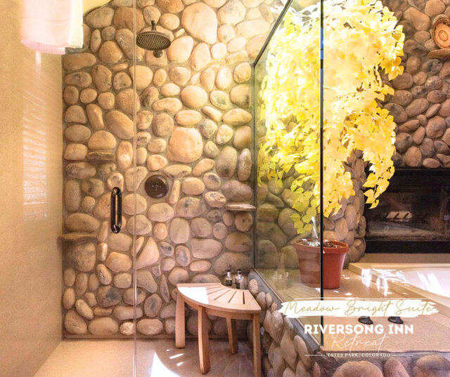 Image 13 for Meadow Bright (Private Outdoor Hot Tub)