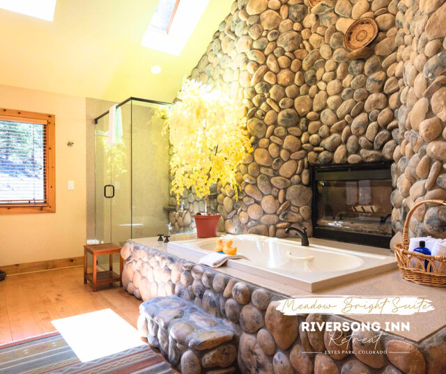 Image 5 for Meadow Bright (Private Outdoor Hot Tub)