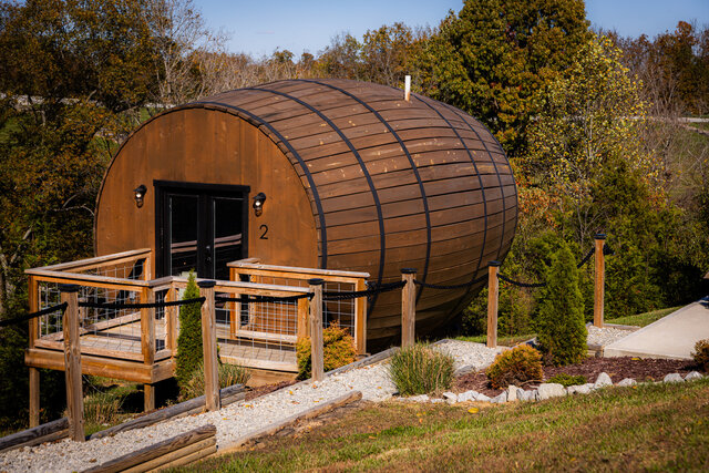 Barrel cabin 