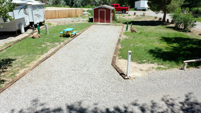 Image 1 for Spot 5, Premium Back-In