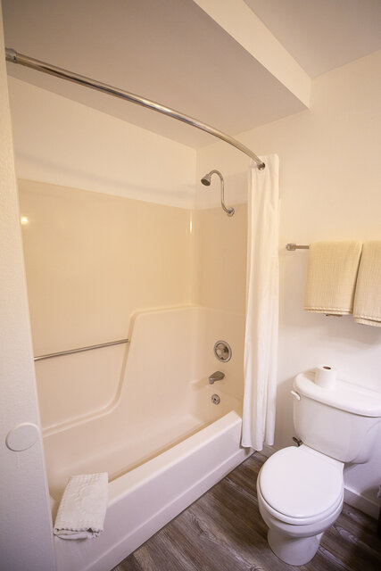 Image 4 for Double Queen of the River