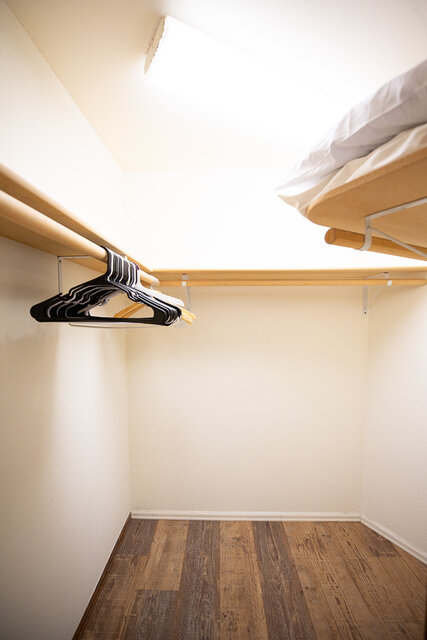 Image 12 for 2-Bedroom Apartment