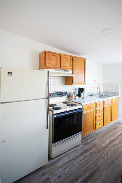 Image 6 for Double Queen + Kitchenette