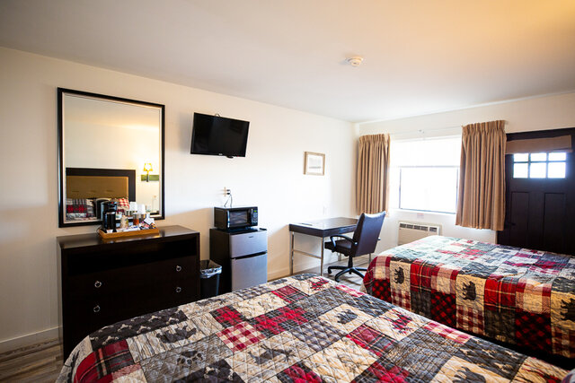 Image 3 for Double Queen of the River