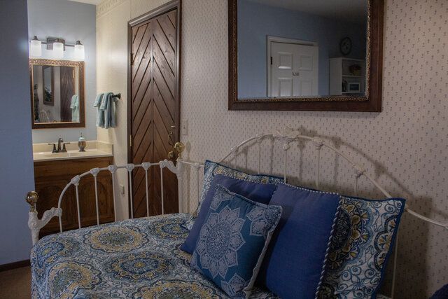 Image 5 for Suite #22/23