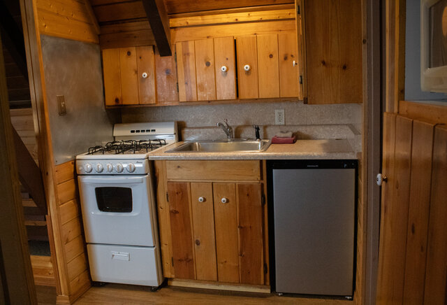 Image 4 for Cabin #9