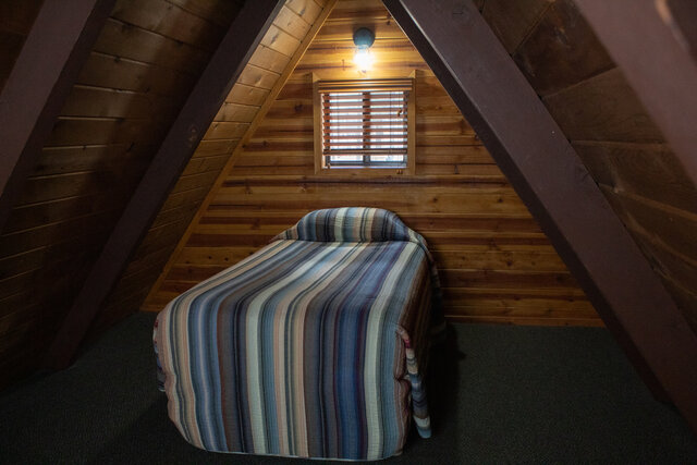 Image 5 for Cabin #8