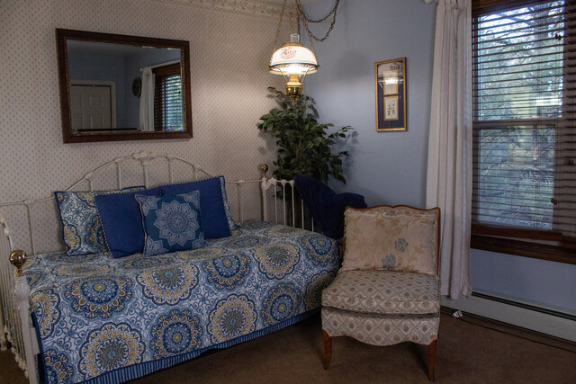 Image 4 for Suite #22/23