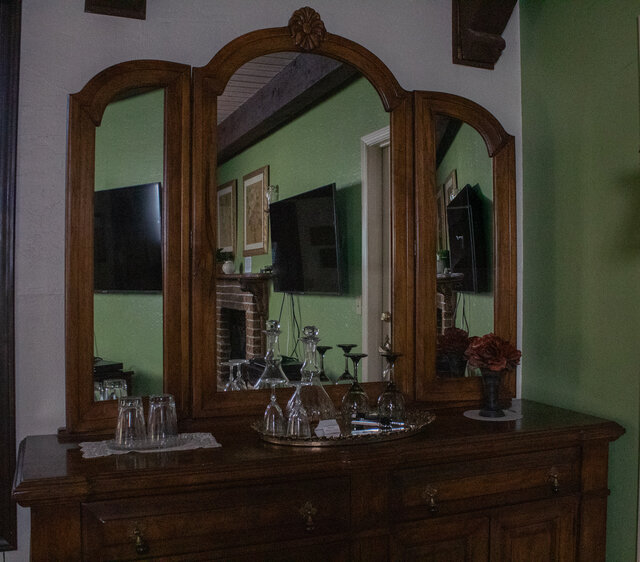 Image 5 for Suite #21
