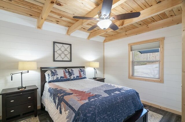 Image 4 for Compass Lodge