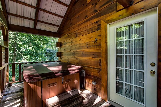 Image 6 for Cowboy Lodge