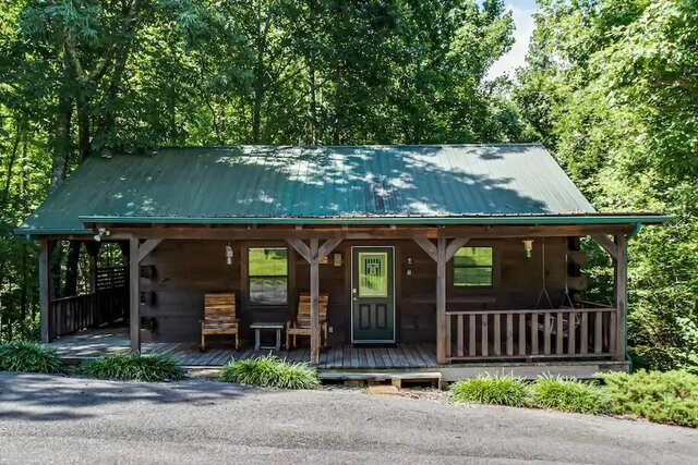 Image 1 for Cowboy Lodge