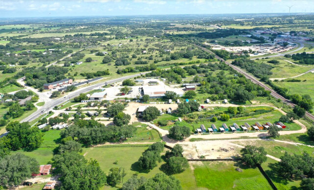 Image 1 for Pull Thru Sites