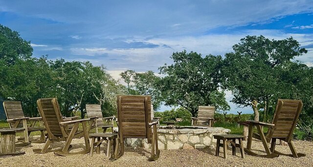 Image 14 for Wild Bill's Hideaway - Texas Hill Country Cabin