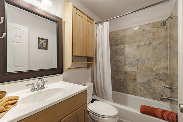 Image 11 for The Buckskin Lodge -Texas Hill Country Ranch House