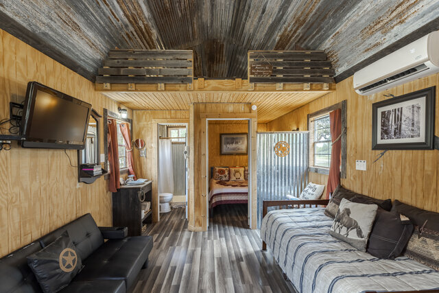 Image 2 for Wild Bill's Hideaway - Texas Hill Country Cabin