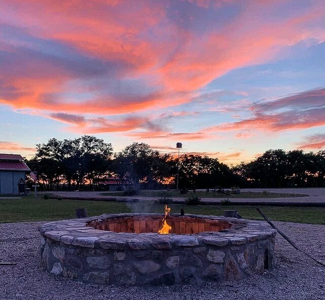 Image 9 for #4 White Tail Back-In RV Site Fits RVs up to 40ft
