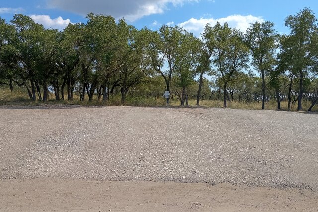 Image 1 for #4 White Tail Back-In RV Site Fits RVs up to 40ft