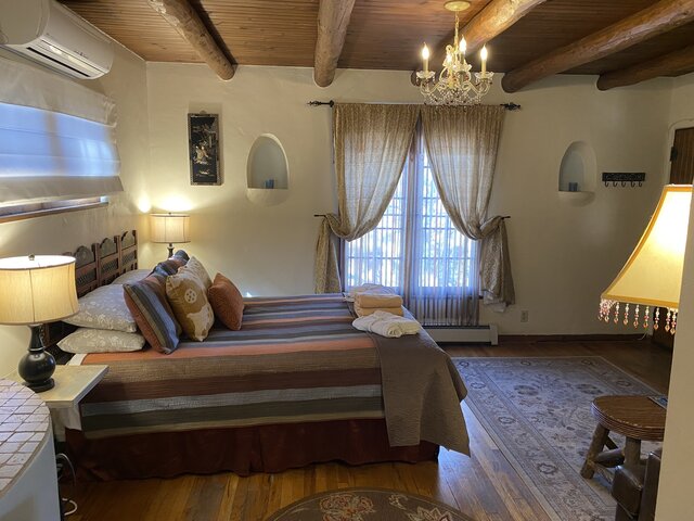 Image 3 for 14) Honeymoon