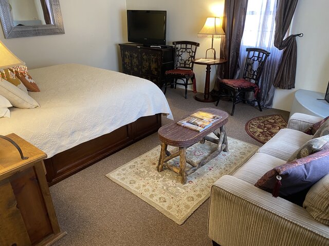 Image 5 for 02) Silver Moon