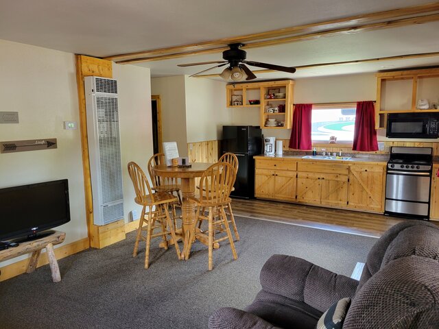 Image 4 for C11) Sunset Sunrise Double Cabin