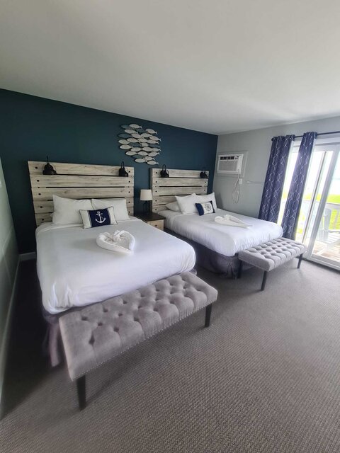 Image 1 for Mom and Me Weekender