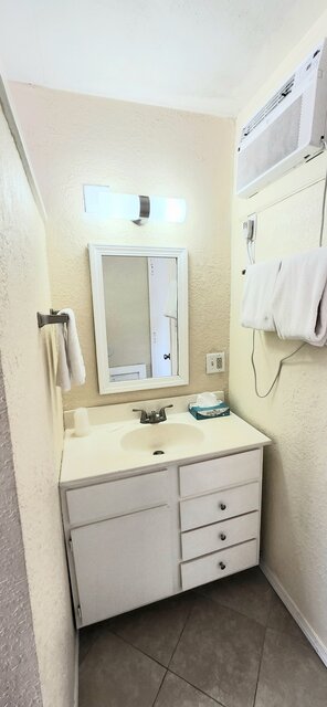 Image 3 for 105 2 Full Beds