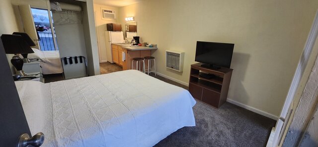 Image 2 for 207 1 Queen