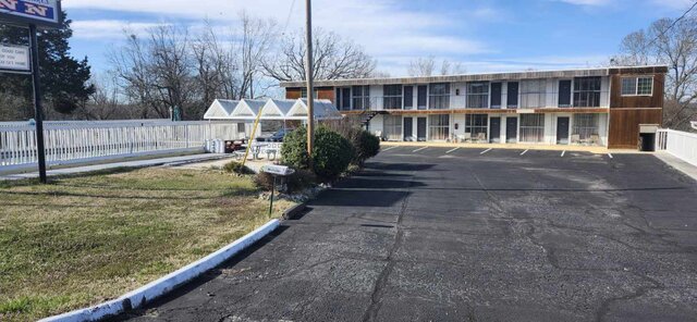 Image 9 for 204 2 Full Beds