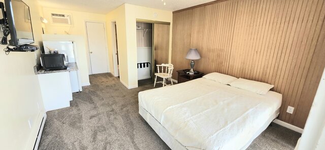 Image 10 for 202 1 Queen