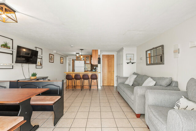 Image 4 for Grandview Unit 206