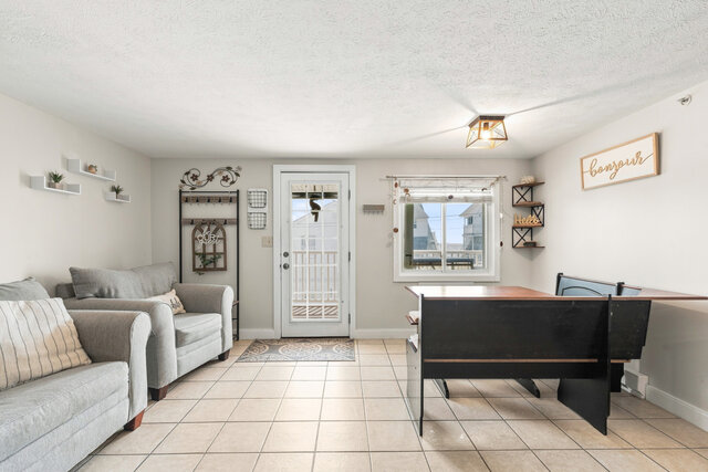 Image 2 for Grandview Unit 206