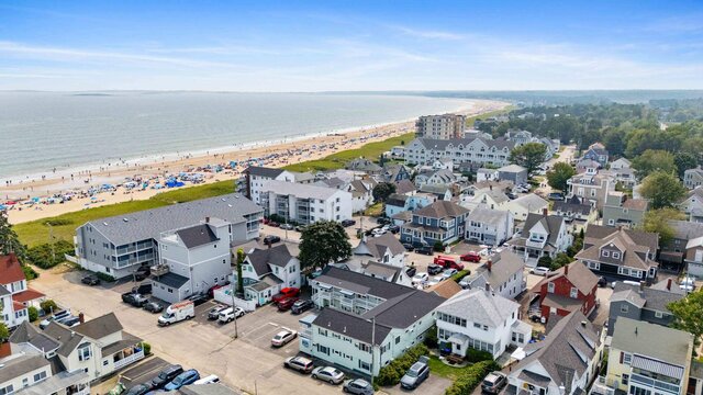 Image 19 for 7 Bay Ave #8 (White Cap)